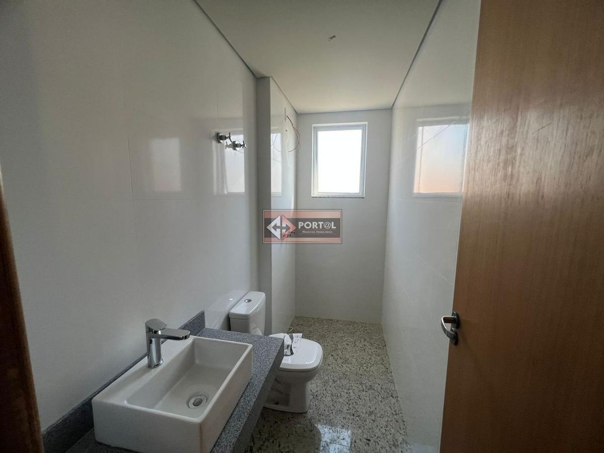 Cobertura, União, 4 Quartos, 2 Vagas, 2 Suítes