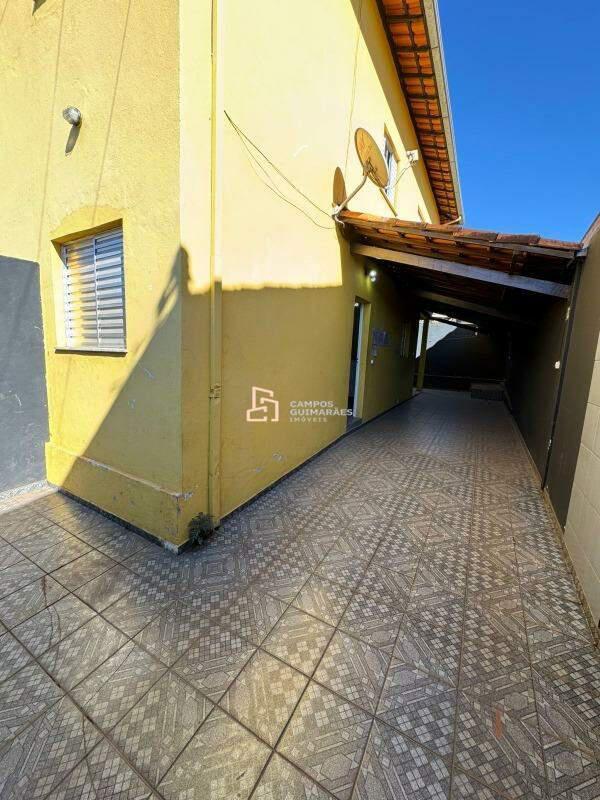 Casa, Jardim Canadá, 3 Quartos, 2 Vagas, 1 Suíte