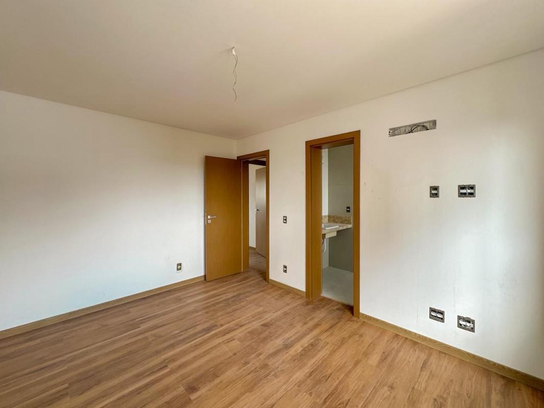 Cobertura, Ouro Preto, 4 Quartos, 3 Vagas, 4 Suítes