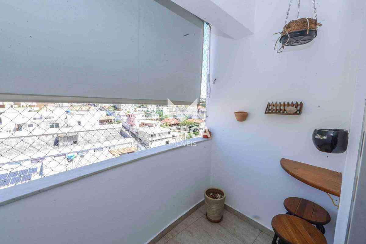 Apartamento, Estoril, 3 Quartos, 1 Vaga, 1 Suíte