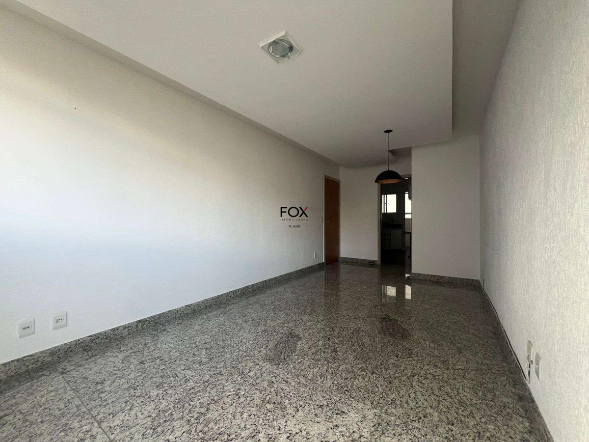 Apartamento, Sagrada Família, 3 Quartos, 2 Vagas, 1 Suíte