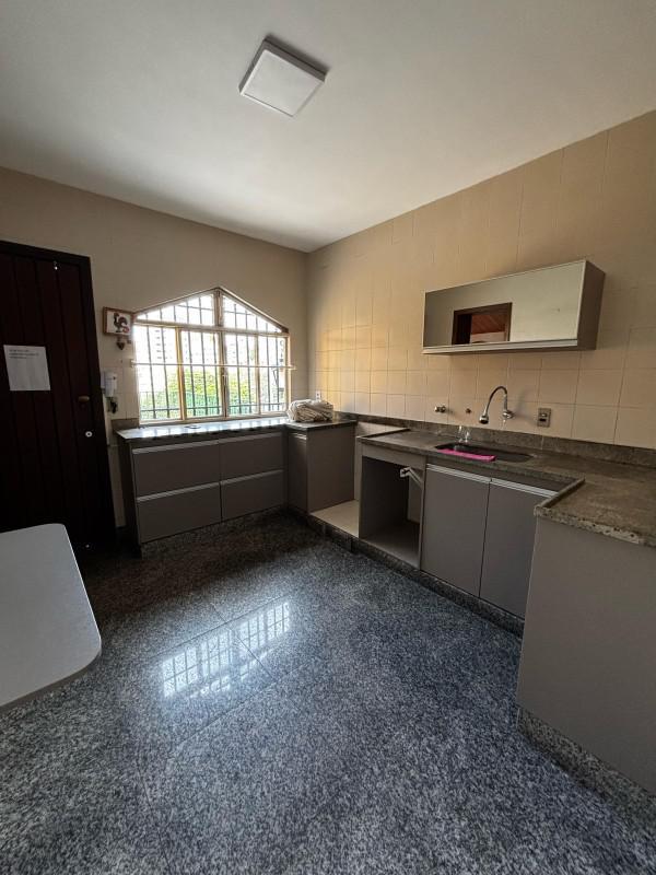 Casa, Sagrada Família, 3 Quartos, 1 Vaga, 1 Suíte