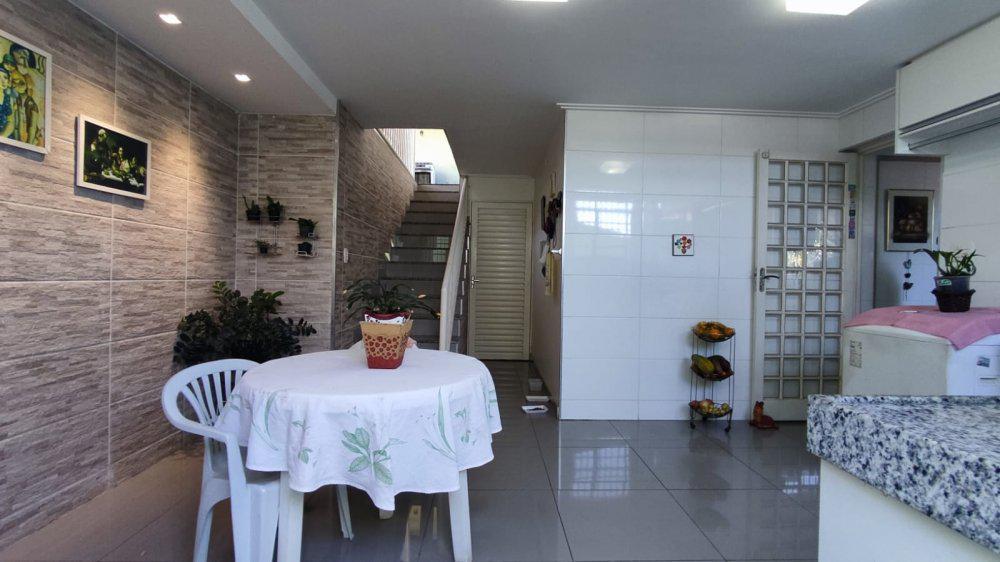 Casa, Santa Helena, 3 Quartos, 4 Vagas, 1 Suíte