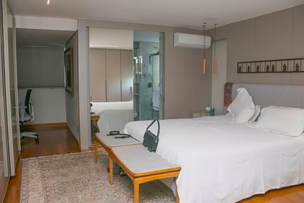 Cobertura, Savassi, 2 Quartos, 3 Vagas, 2 Suítes