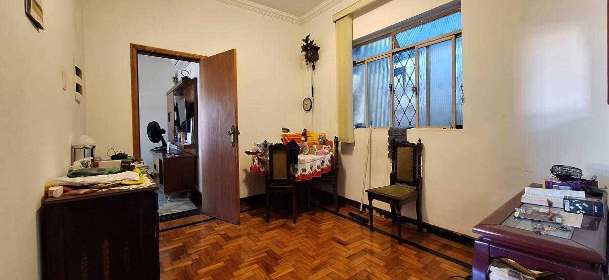 Casa, Sagrada Família, 3 Quartos, 2 Vagas