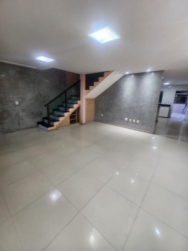 Casa, Vale das Amendoeiras, 3 Quartos, 4 Vagas, 1 Suíte