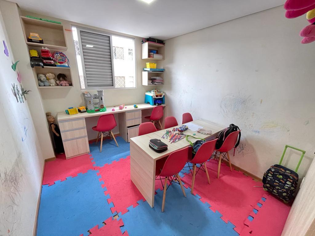 Cobertura, São José, 4 Quartos, 2 Vagas, 2 Suítes