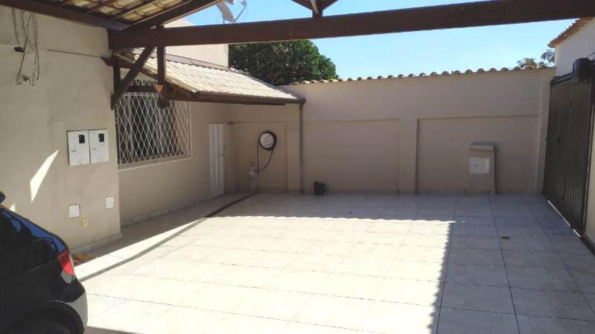 Casa, Nova Gameleira, 4 Quartos, 5 Vagas, 1 Suíte