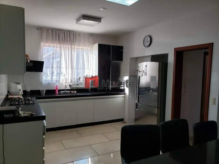 Casa, Fernão Dias, 4 Quartos, 5 Vagas, 2 Suítes