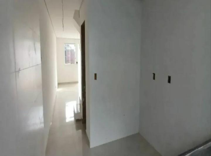 Casa, Floramar, 2 Quartos, 1 Vaga, 1 Suíte