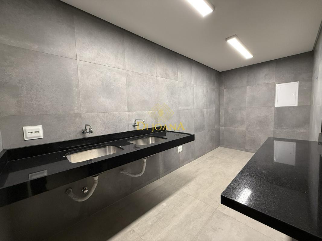 Apartamento, Centro, 4 Quartos, 3 Vagas, 4 Suítes