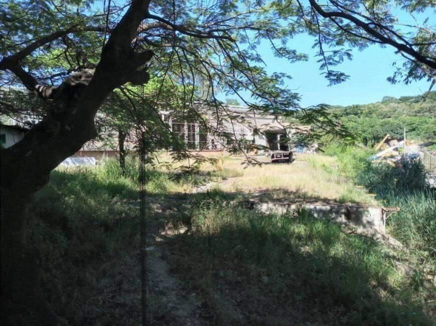 Galpão, Califórnia, 0 Quarto, 0 Vaga