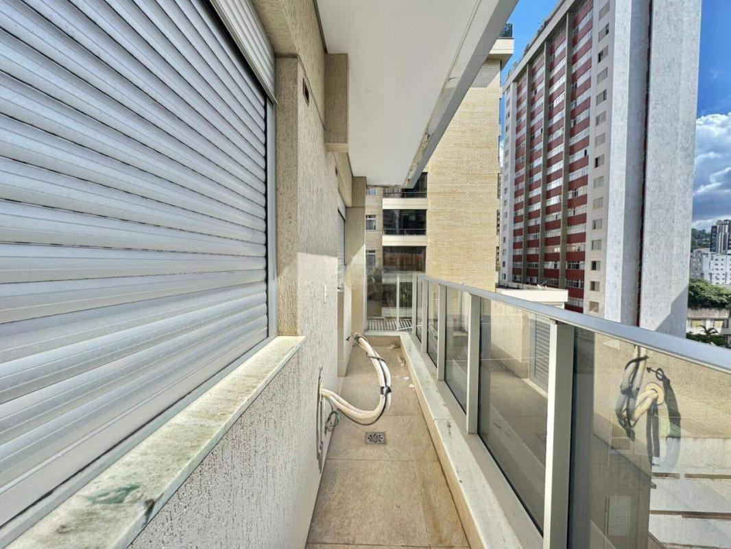 Apartamento, Centro, 2 Quartos, 2 Vagas, 1 Suíte