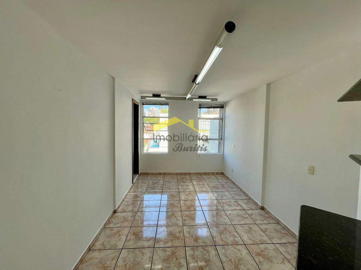 Sala, Barro Preto