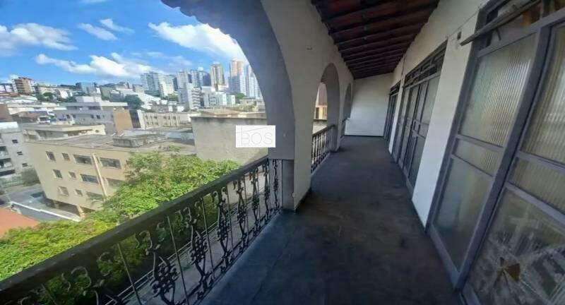 Casa, Cidade Nova, 5 Quartos, 3 Vagas, 1 Suíte