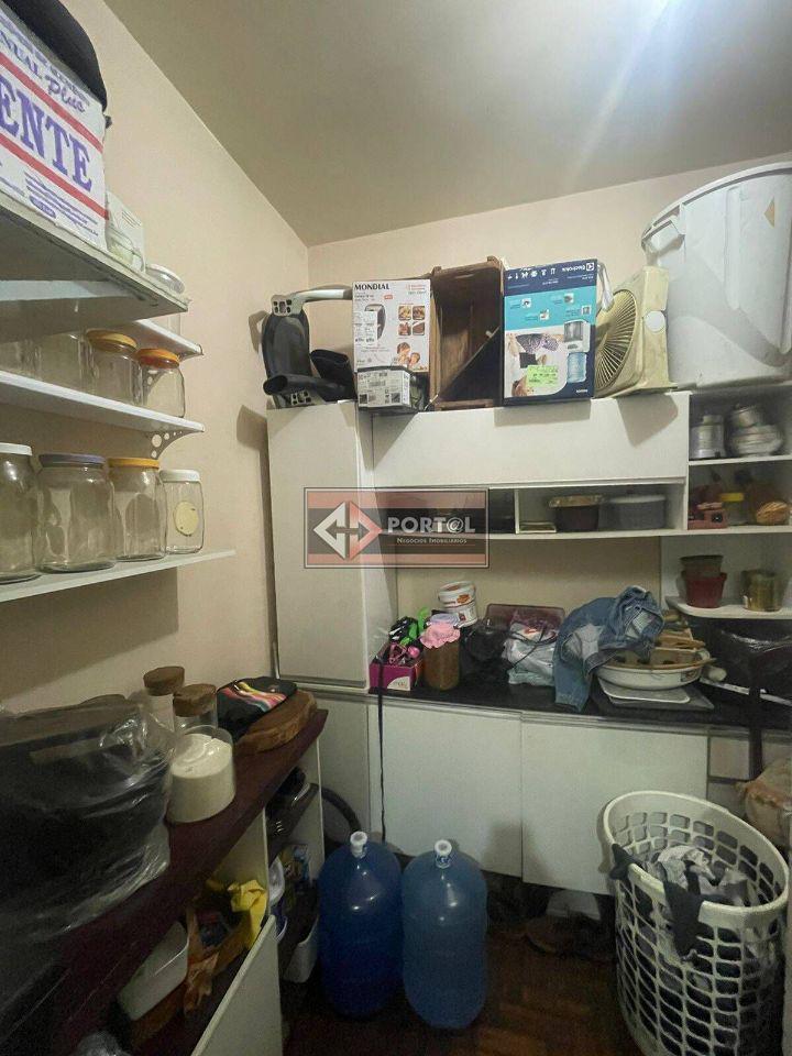 Apartamento, Centro, 4 Quartos, 0 Vaga, 1 Suíte