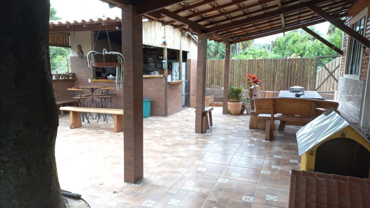 Fazenda, Condomínio Solar das Palmeiras, 3 Quartos, 10 Vagas, 1 Suíte