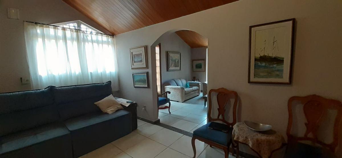 Casa Comercial, Sagrada Família, 3 Quartos, 1 Vaga, 1 Suíte