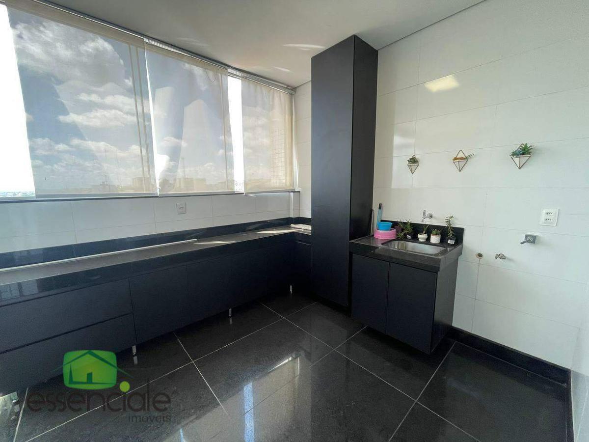 Cobertura, Eldorado, 5 Quartos, 0 Vaga, 4 Suítes