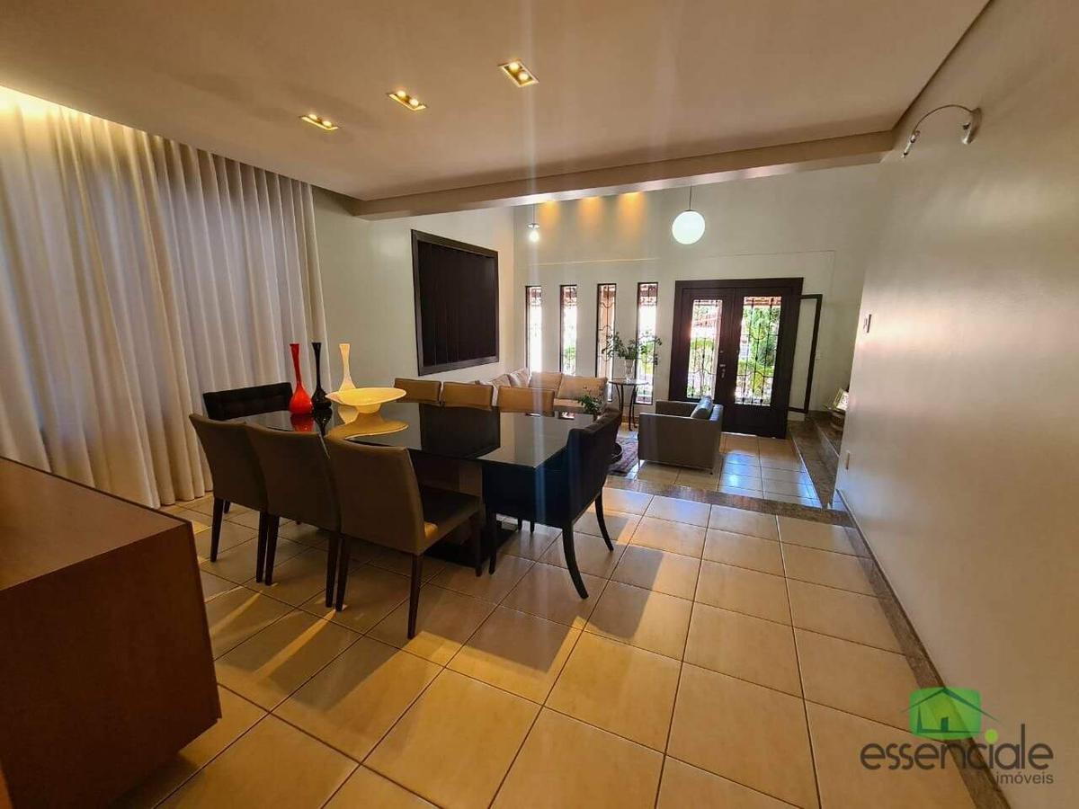 Casa, Fonte Grande, 3 Quartos, 4 Vagas, 3 Suítes