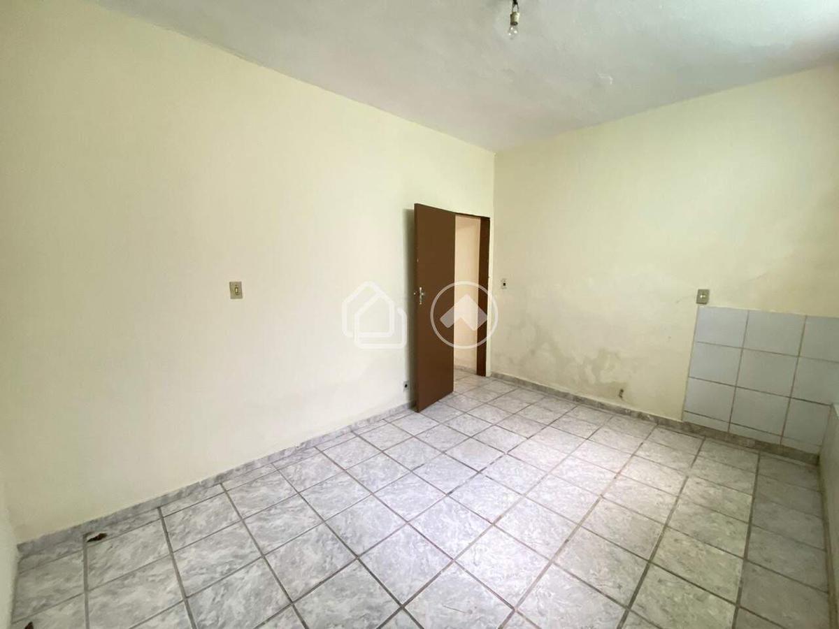 Quitinete, Ressaca, 1 Quarto
