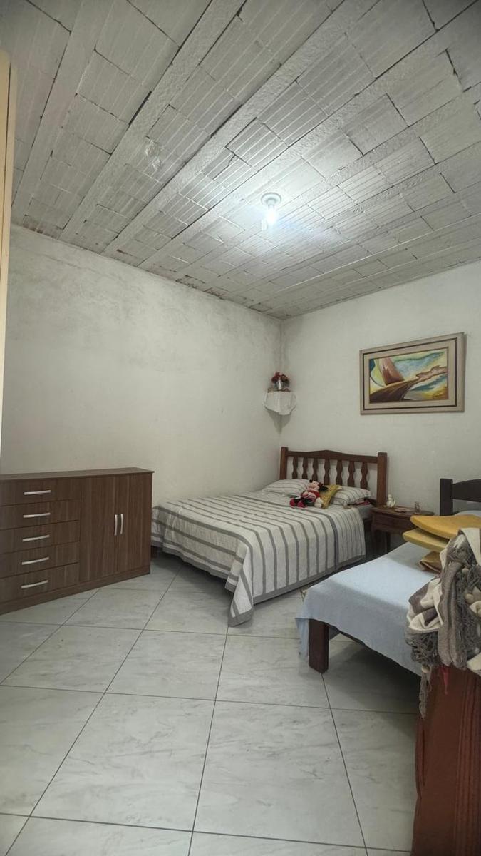 Casa, Nações Unidas, 4 Quartos, 2 Vagas, 1 Suíte
