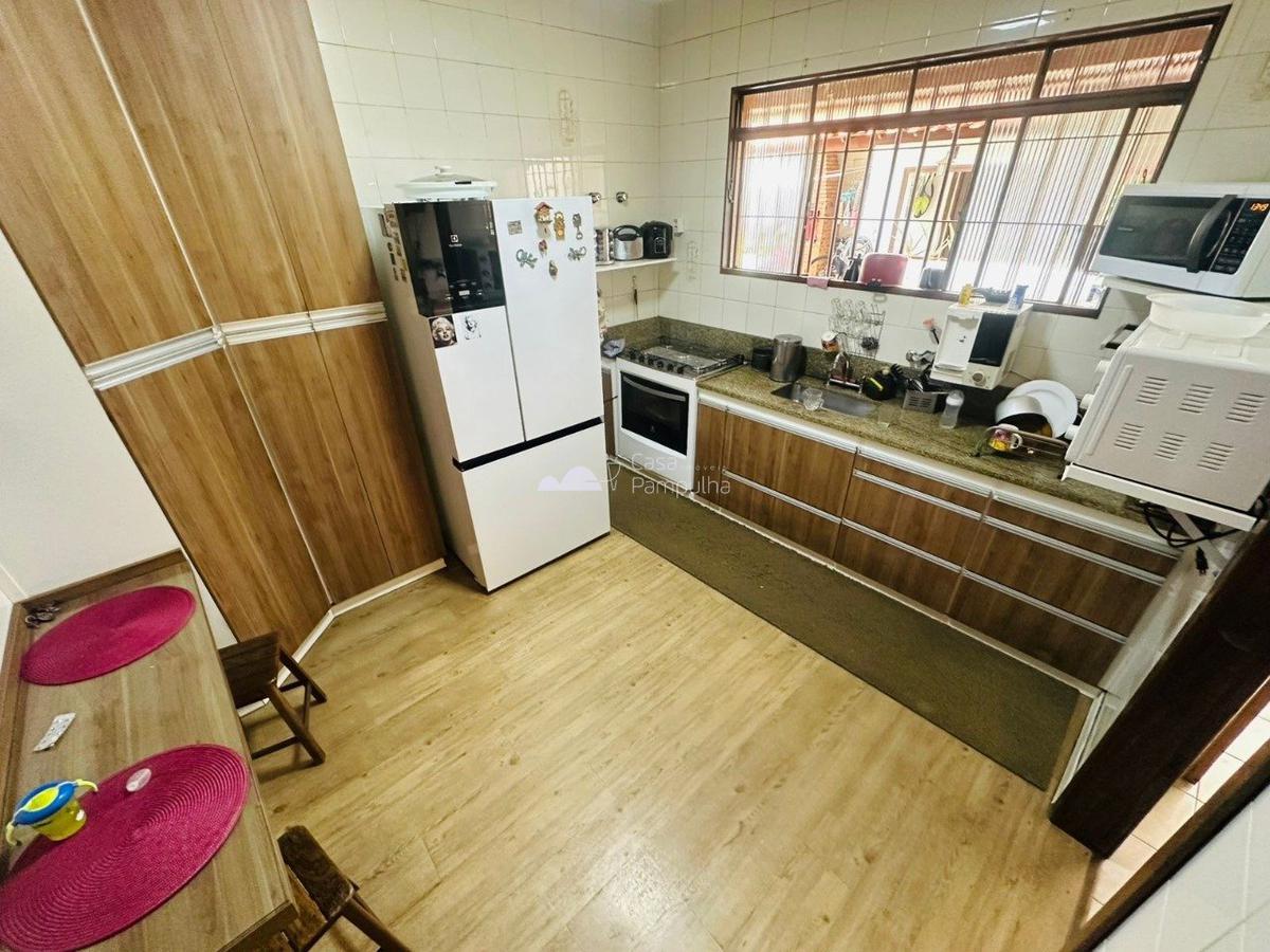 Casa, Santa Amélia, 4 Quartos, 6 Vagas, 2 Suítes