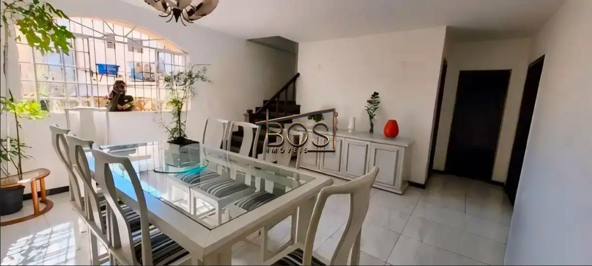 Casa, Colégio Batista, 4 Quartos, 4 Vagas, 1 Suíte