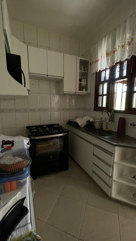 Casa, Castelo, 4 Quartos, 6 Vagas, 3 Suítes