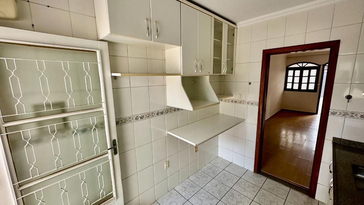 Casa, Santa Amélia, 2 Quartos, 2 Vagas, 1 Suíte