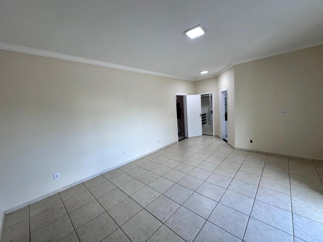 Casa, Chácaras Reunidas Santa Terezinha, 6 Quartos, 20 Vagas, 5 Suítes