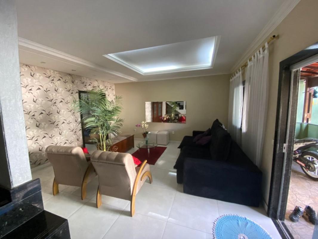 Casa, Aparecida, 2 Quartos, 3 Vagas, 1 Suíte