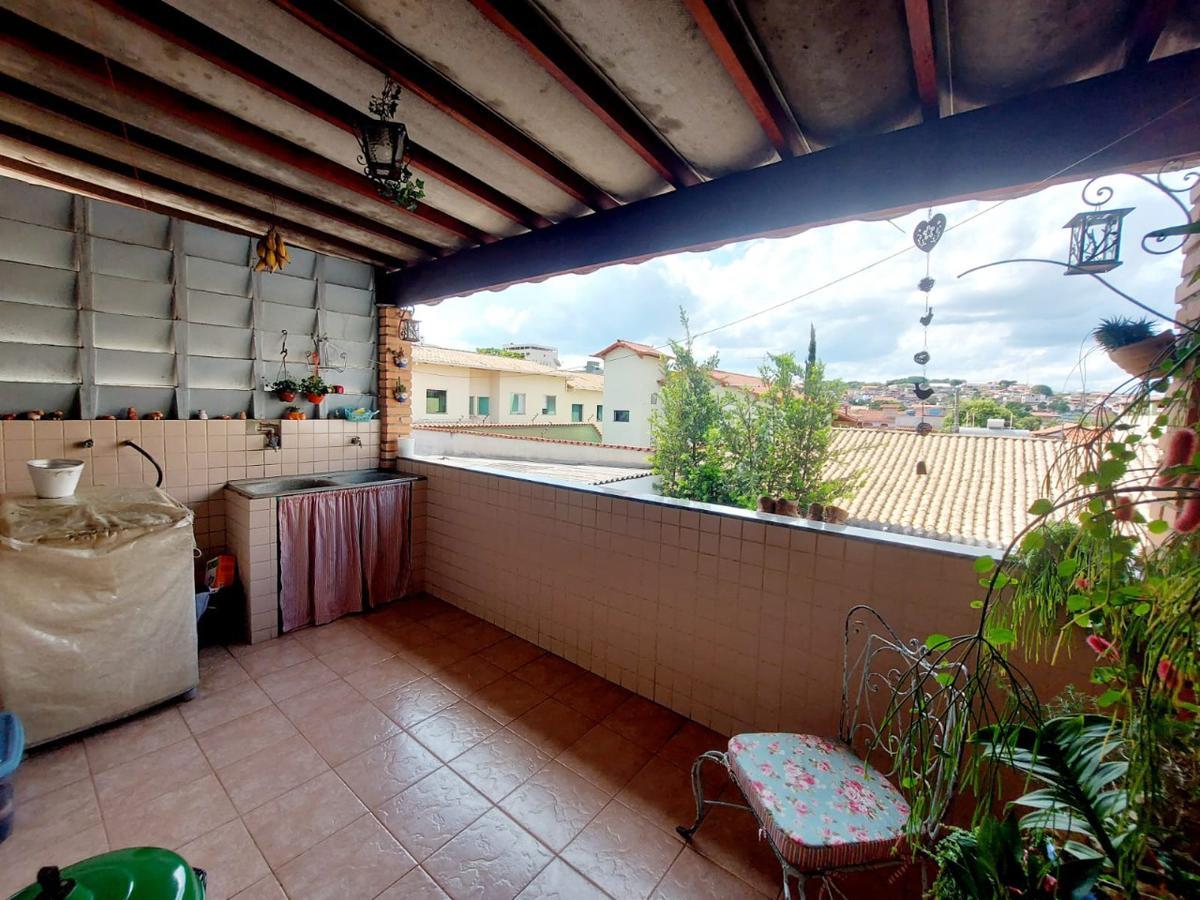 Casa, Pindorama, 4 Quartos, 4 Vagas, 1 Suíte