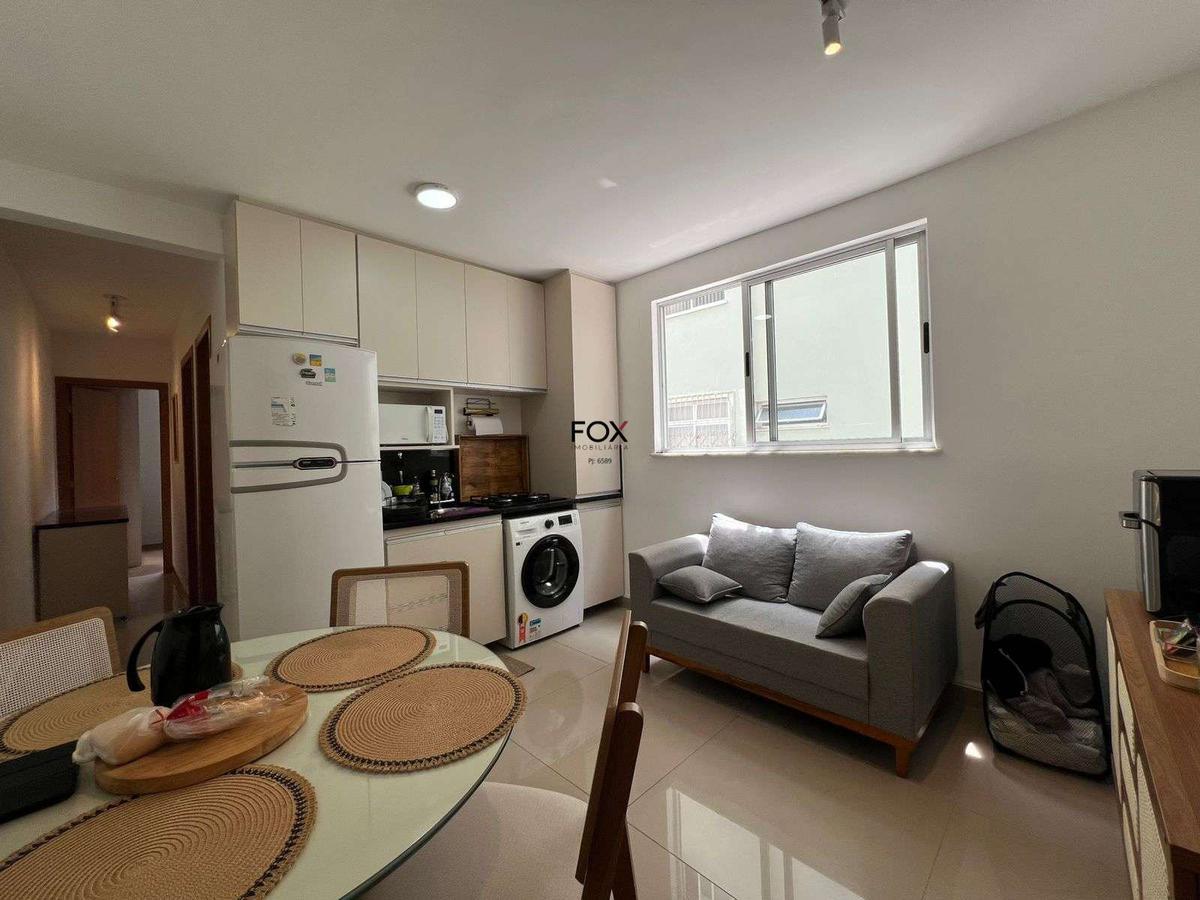 Apartamento, Sagrada Família, 2 Quartos, 1 Vaga