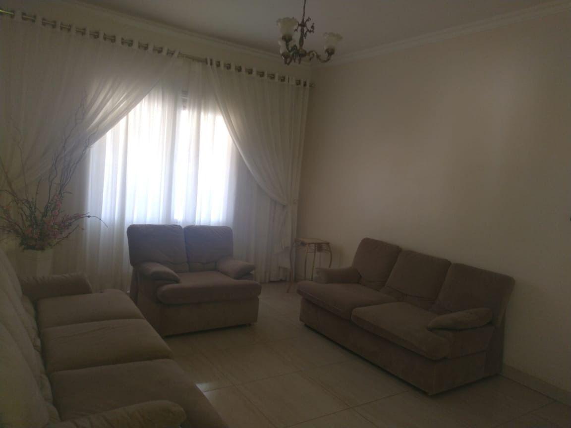 Casa, Santa Maria, 4 Quartos, 2 Vagas, 3 Suítes