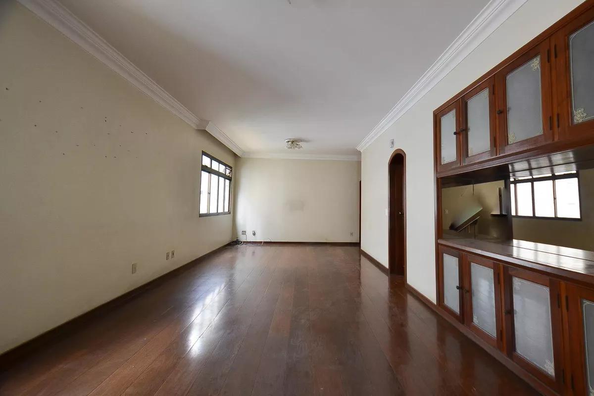 Apartamento, Funcionários, 4 Quartos, 3 Vagas, 2 Suítes