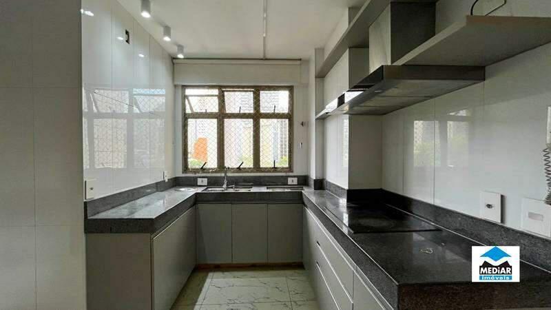 Apartamento, Funcionários, 3 Quartos, 2 Vagas, 1 Suíte