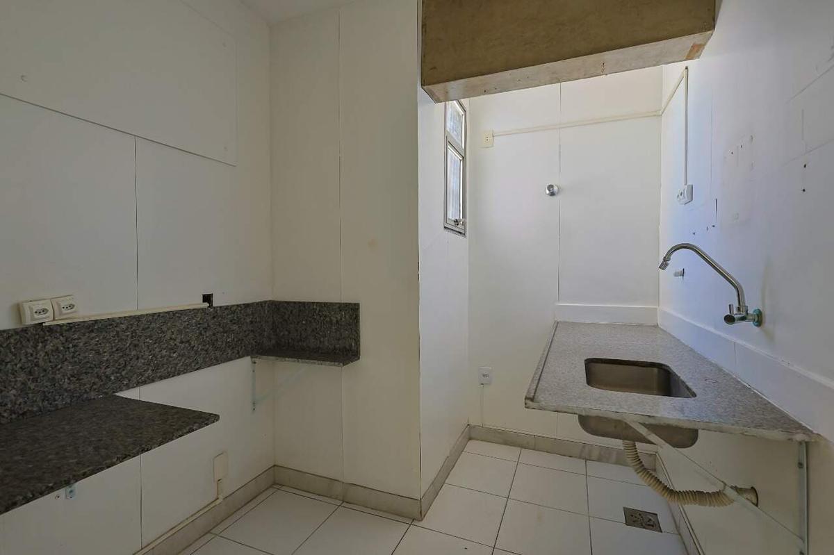 Andar, Savassi, 0 Quarto, 3 Vagas