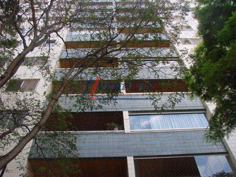 Apartamento, Funcionários, 4 Quartos, 2 Vagas, 1 Suíte