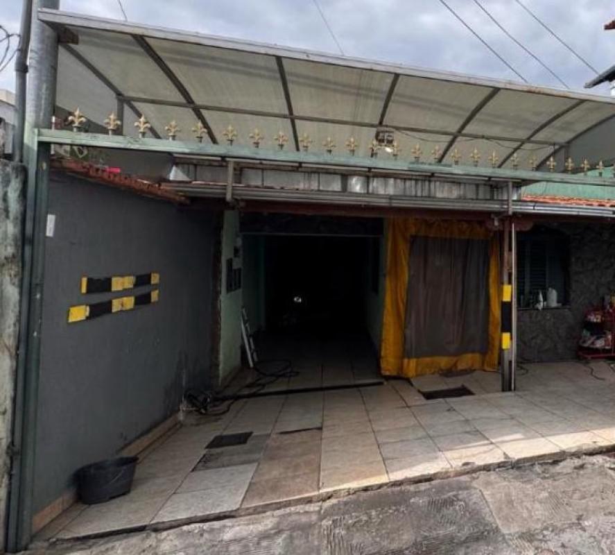 Casa, Santa Efigênia, 6 Quartos, 2 Vagas, 1 Suíte