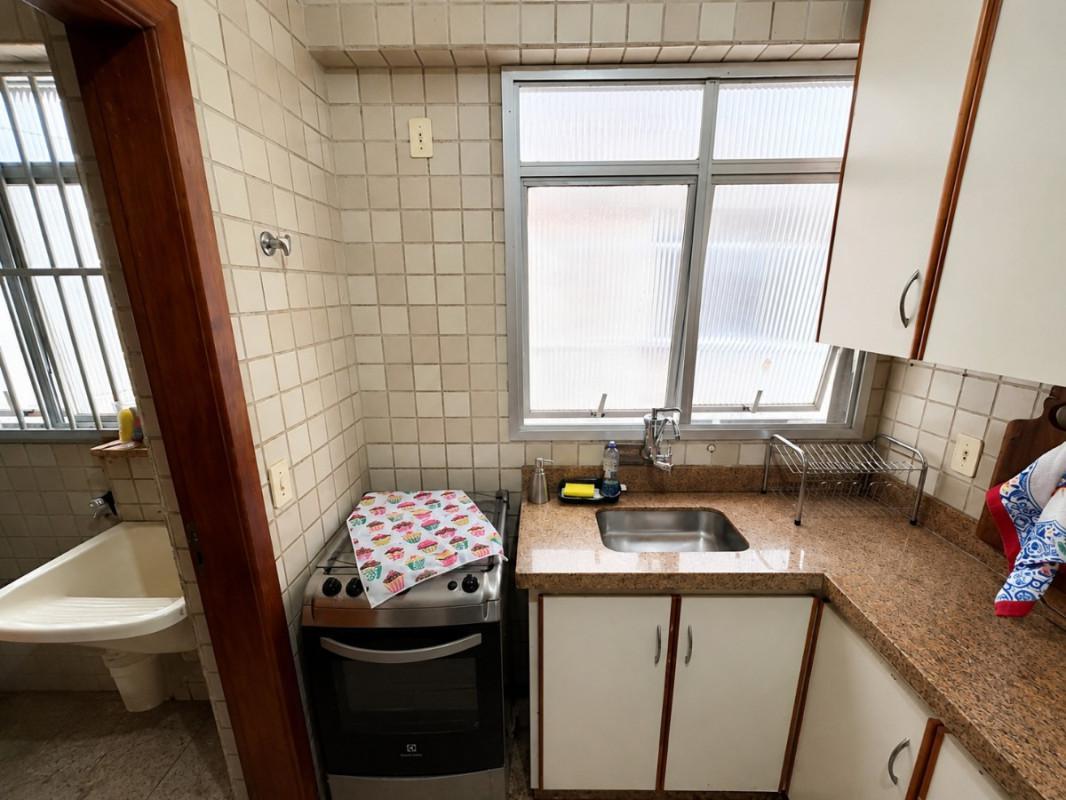 Apartamento, Vila Paris, 2 Quartos, 1 Vaga