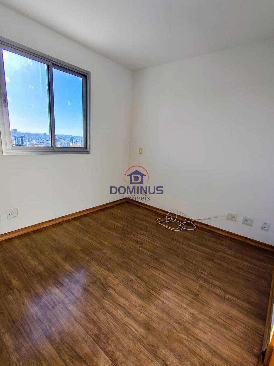 Apartamento, Sagrada Família, 3 Quartos, 2 Vagas, 1 Suíte