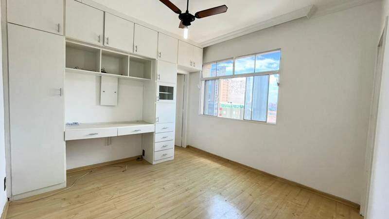 Apartamento, Floresta, 1 Quarto, 1 Vaga, 1 Suíte
