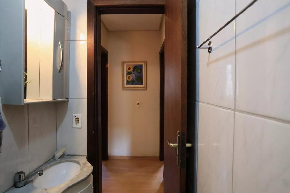Apartamento, Sagrada Família, 3 Quartos, 1 Vaga, 1 Suíte