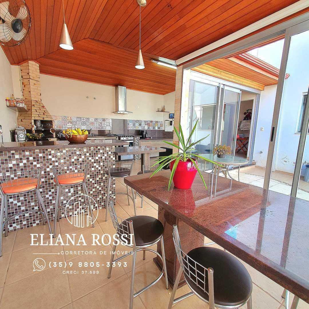 Casa, Parque São José, 3 Quartos, 4 Vagas, 3 Suítes