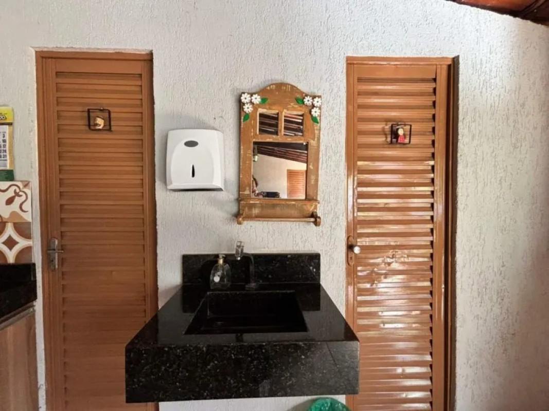 Casa, Castelo, 4 Quartos, 4 Vagas, 1 Suíte