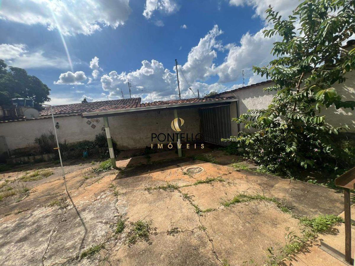 Casa, São Dimas, 3 Quartos, 4 Vagas, 1 Suíte