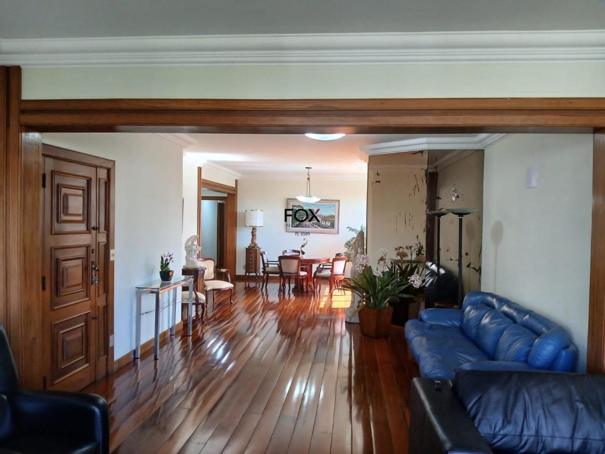 Apartamento, Funcionários, 4 Quartos, 3 Vagas, 2 Suítes