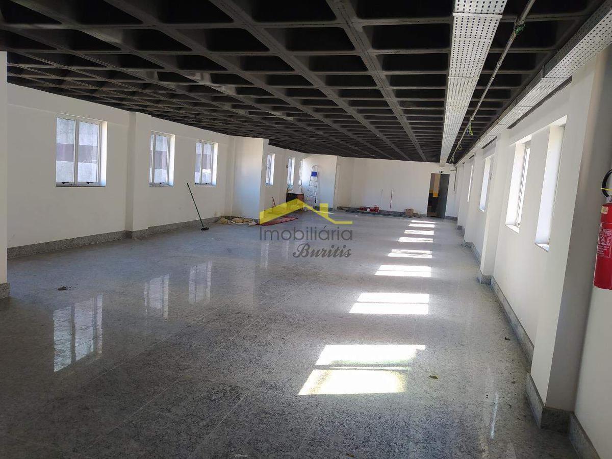 Loja, Buritis, 5 Vagas