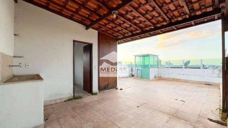 Cobertura, Santa Efigênia, 4 Quartos, 1 Vaga, 2 Suítes
